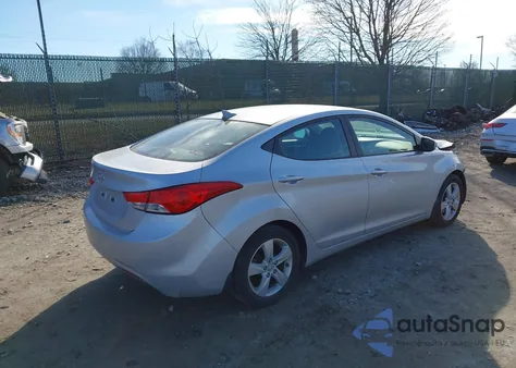 2012 Hyundai Elantra Gls z USA, uszkodzony, nr VIN 5NPDH4AE4CH149367